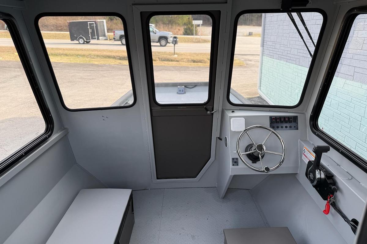 2026 SeaArk 2472 CUB