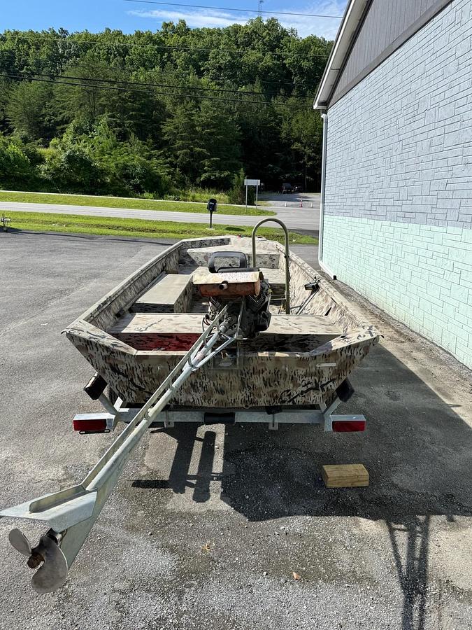 Used 2002 Xpress 1650PF