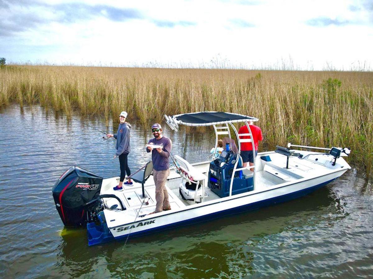 2025 SeaArk Big Daddy Center Console