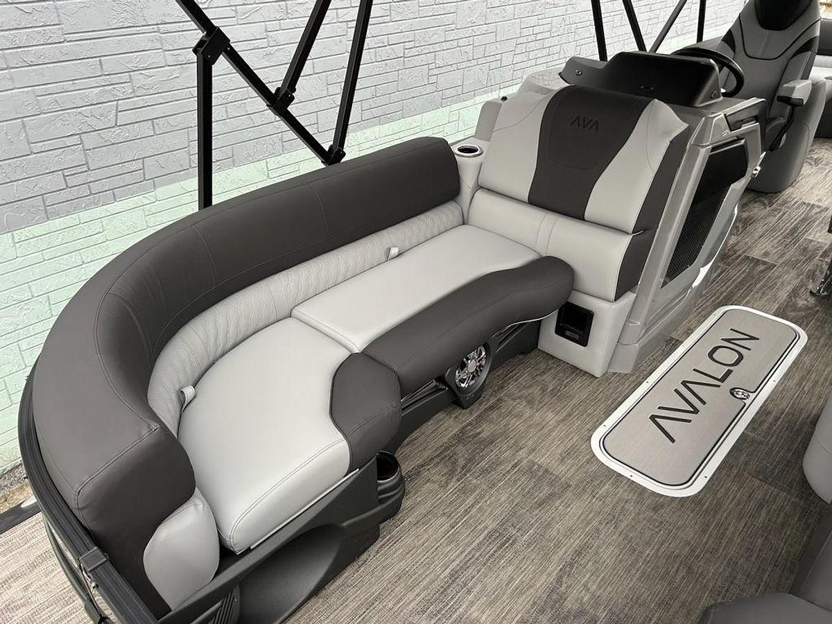 2025 Avalon 2585 Catalina Entertainer