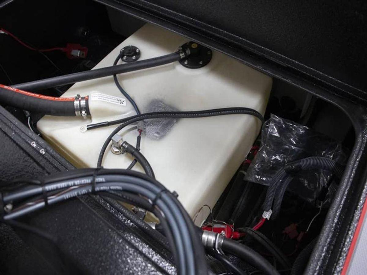 2025 Xpress Boats H17 Base