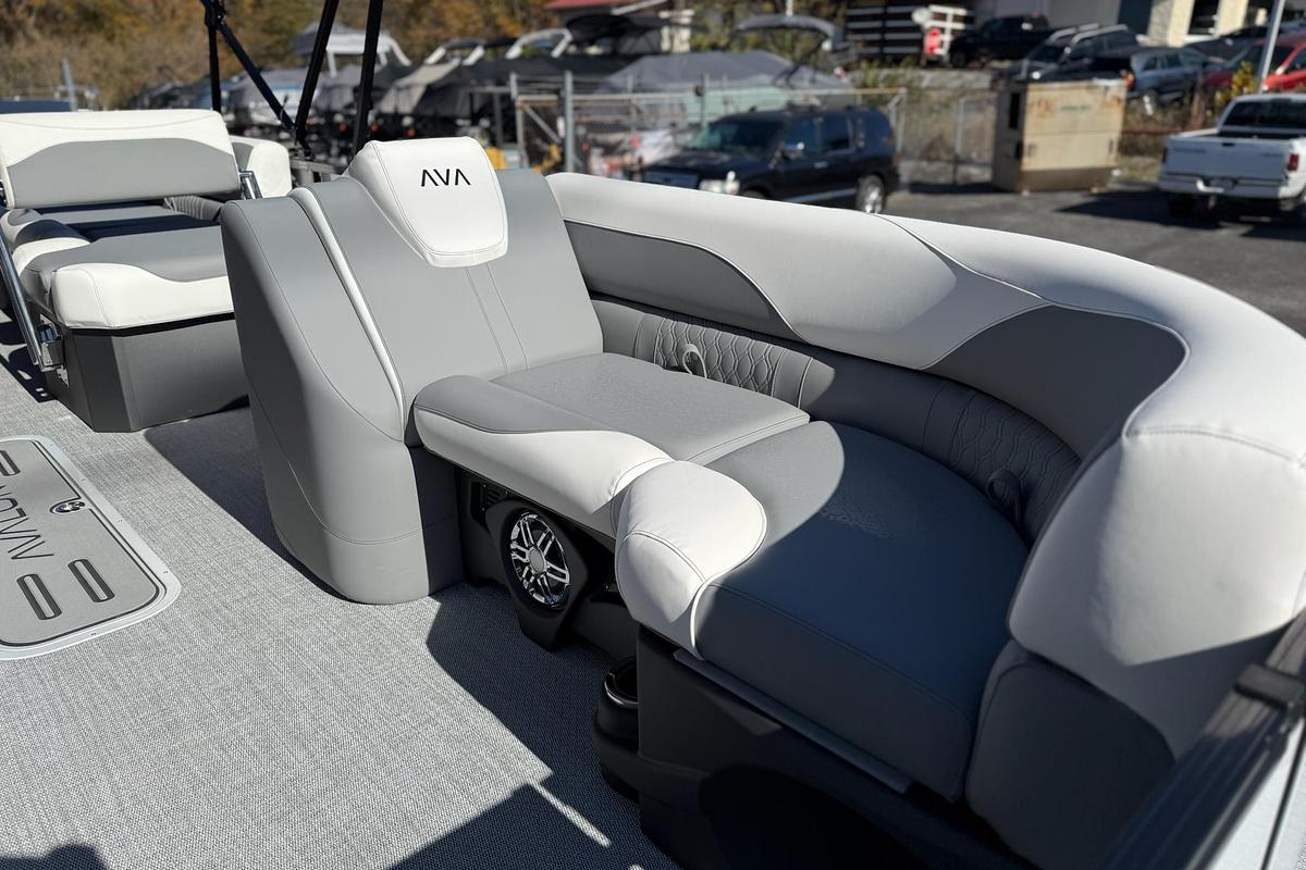 2026 Avalon 2385 LSZ QLS