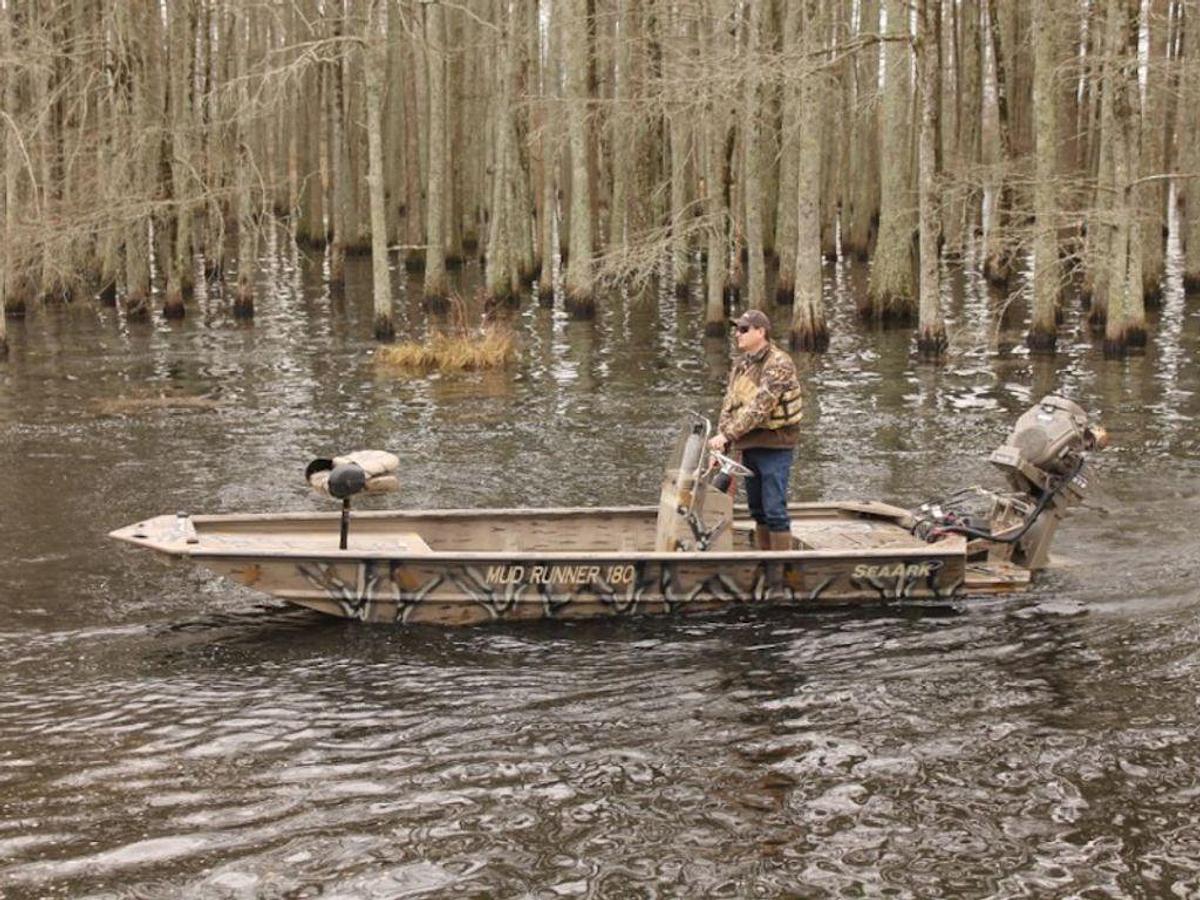 2025 SeaArk Mud Runner 180 Base