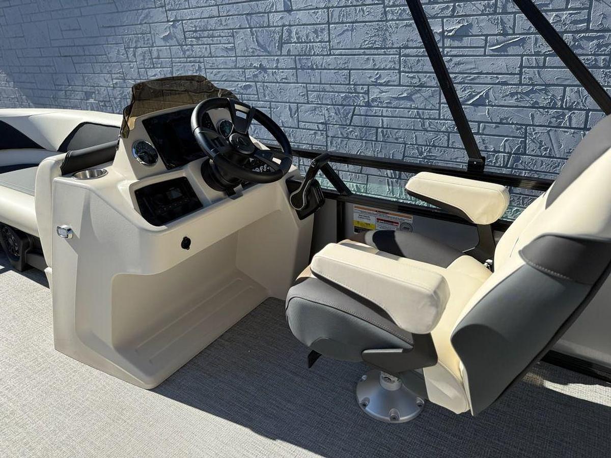 2026 Avalon Venture 85 VRB