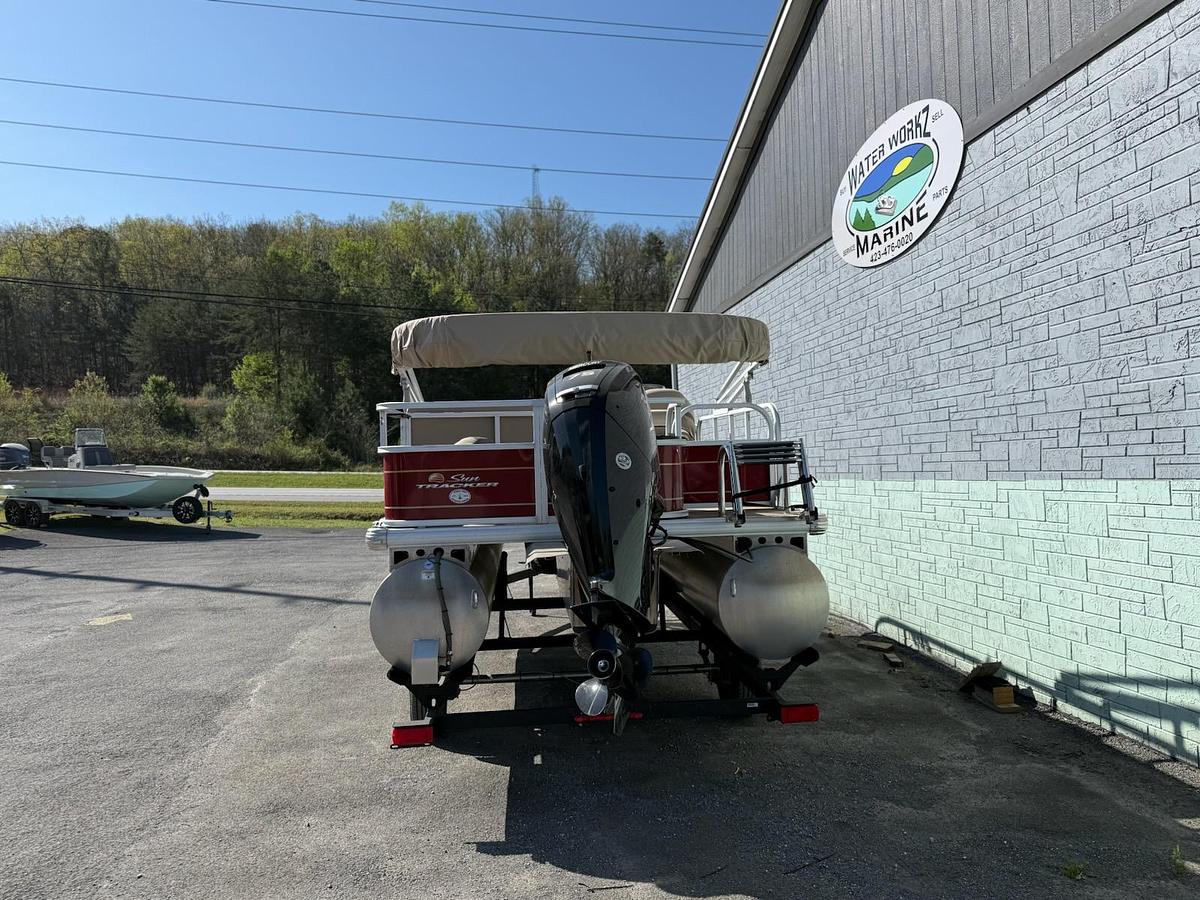 Used 2023 SunTracker Bass Buggy 18DLX