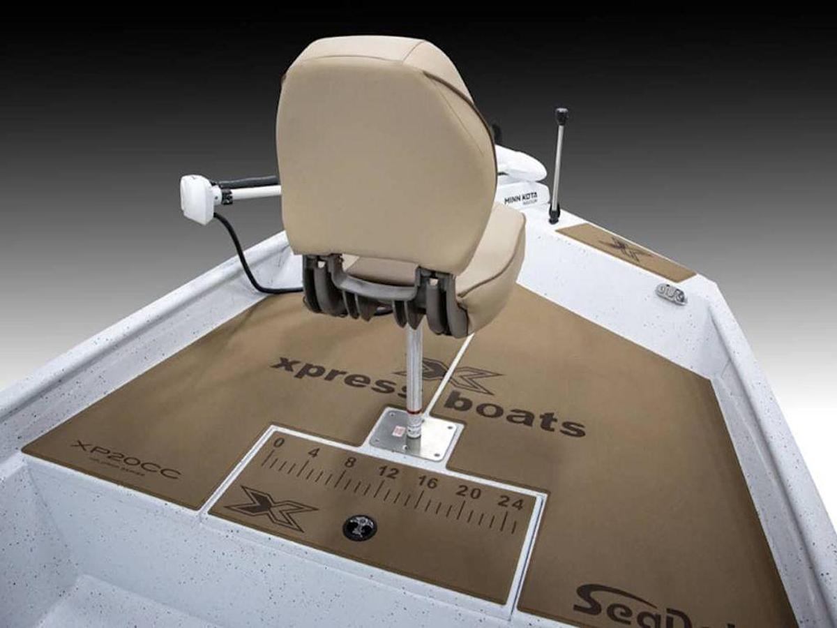 2025 Xpress Boats XP20CC Base