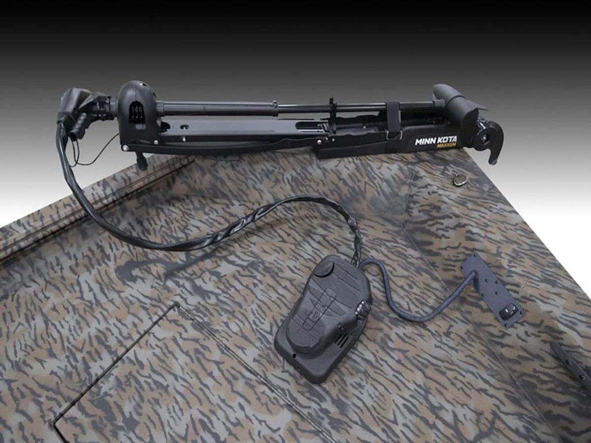 2025 Xpress Boats XP200 Catfish Base