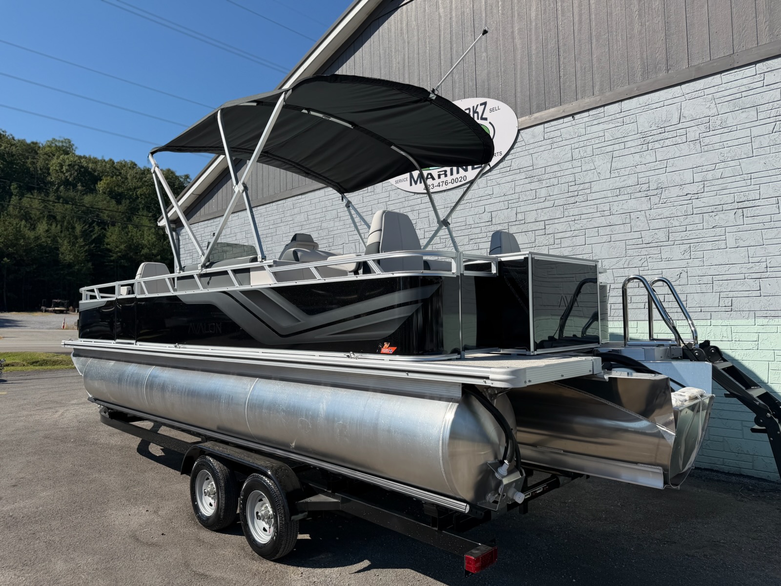 2027 AVALON 2385 VENTURE 85 CENTER FISH
