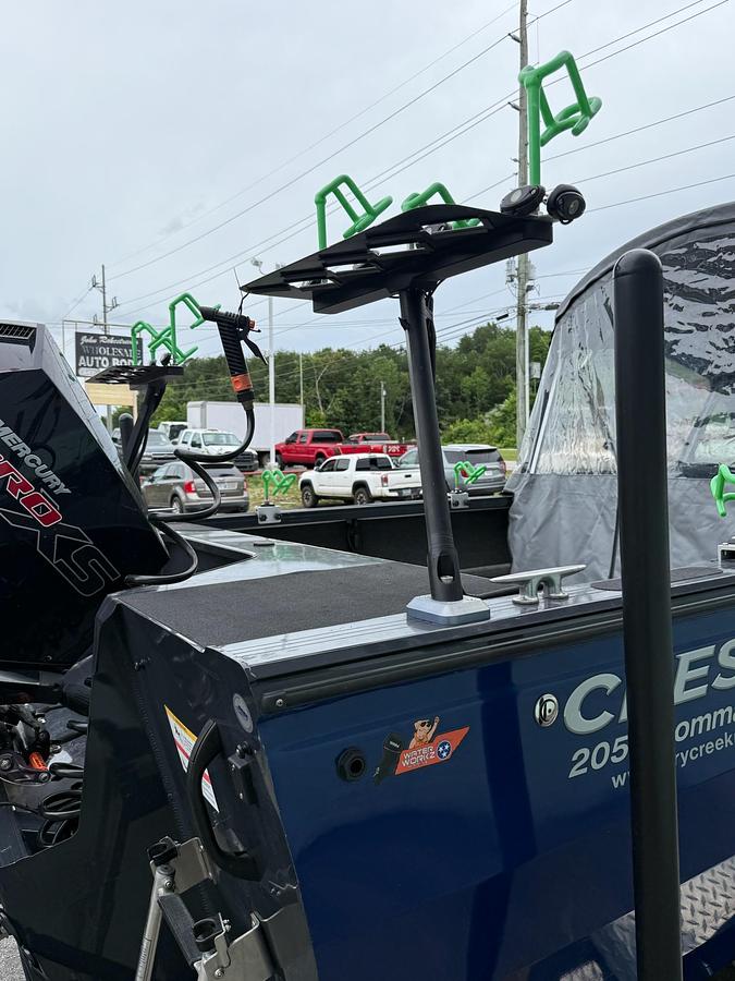 Used 2023 CRESTLINER 2050 COMMANDER ELITE