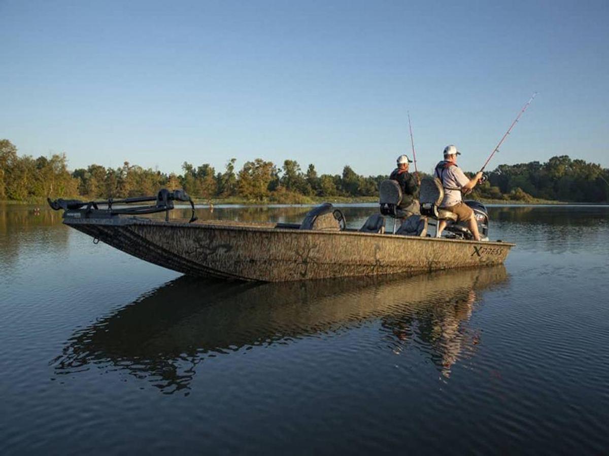 2025 Xpress Boats XP200 Catfish Base