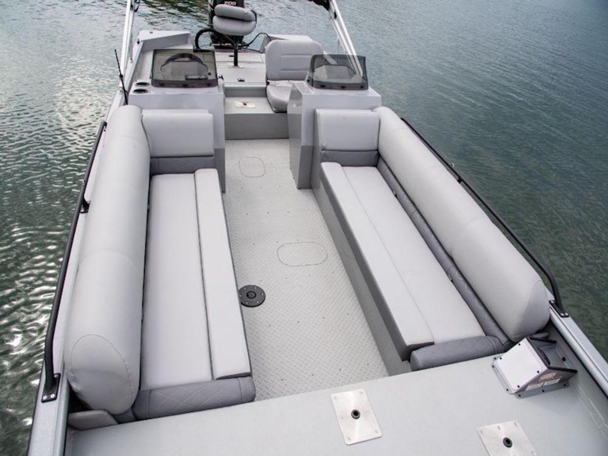 2025 SeaArk Big Easy Base