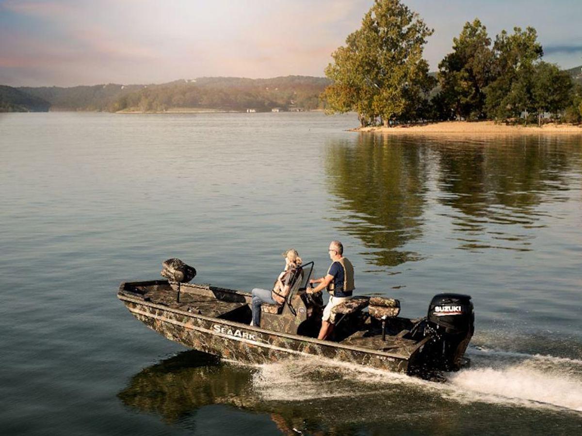 2025 SeaArk Shadow 18 t Center Console