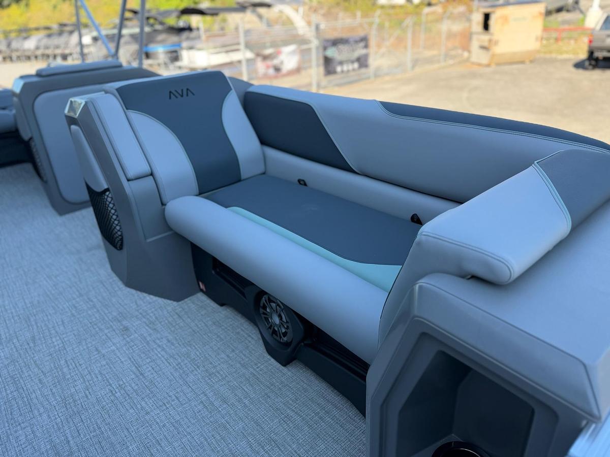 2027 AVALON 2385 VENTURE VRB