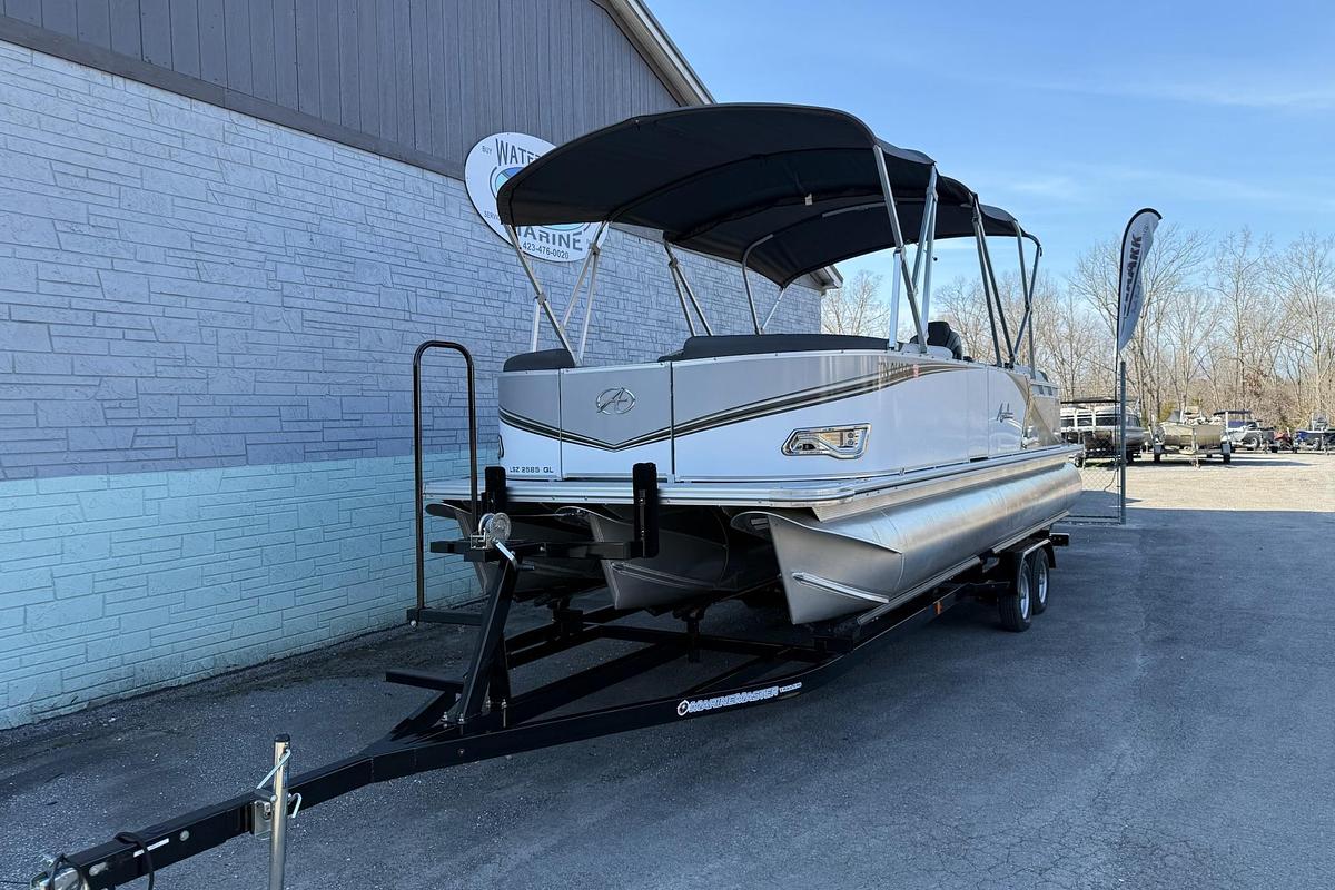 Used 2024 Avalon LSZ Quad Lounge - 25'