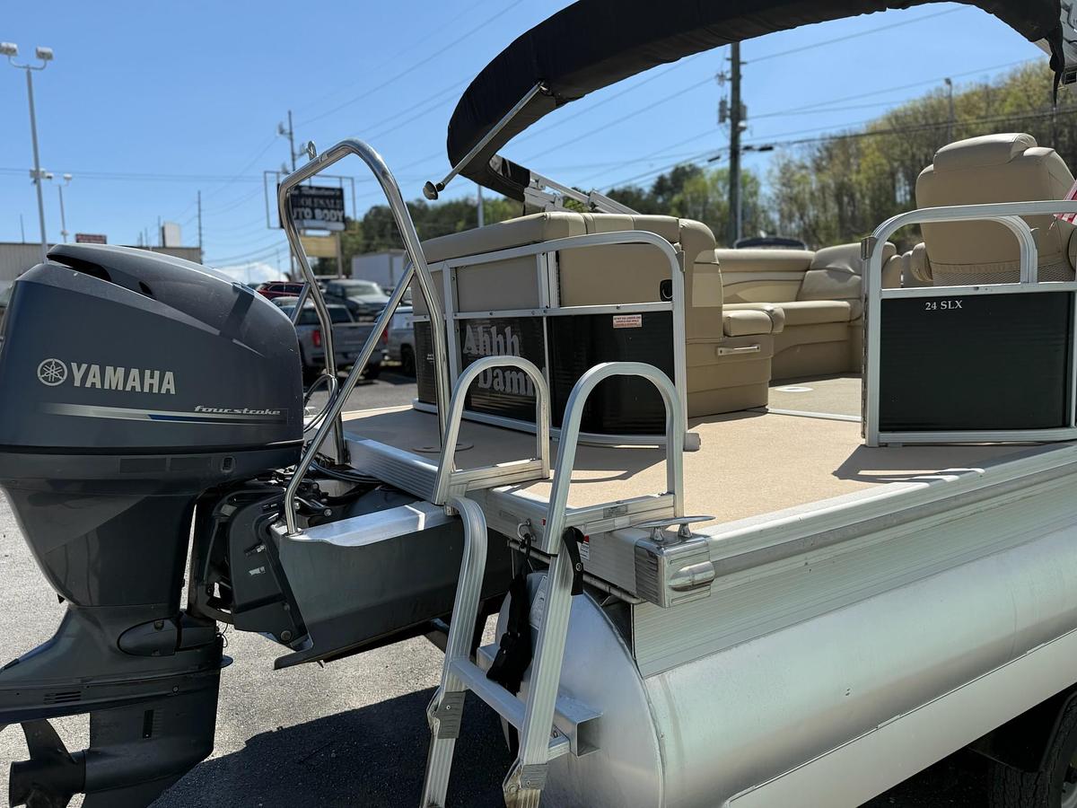 Used 2014 Bennington 24SLX