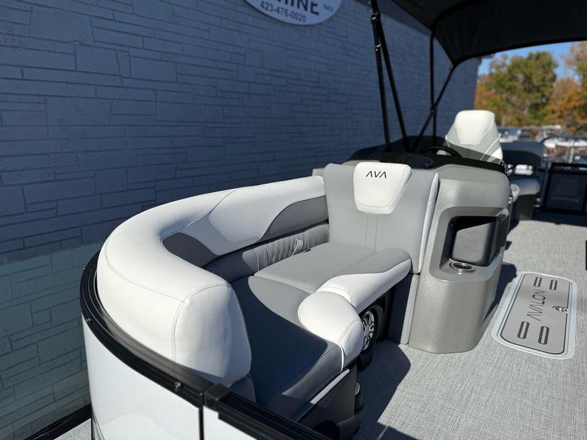 2026 Avalon 2385 LSZ QLS