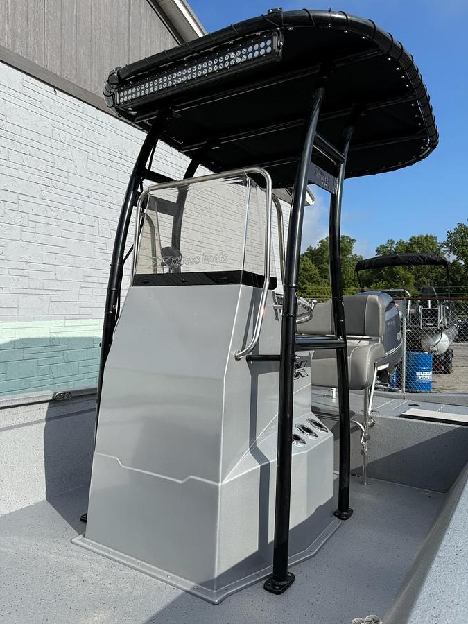 Used 2025 Xpress H210B