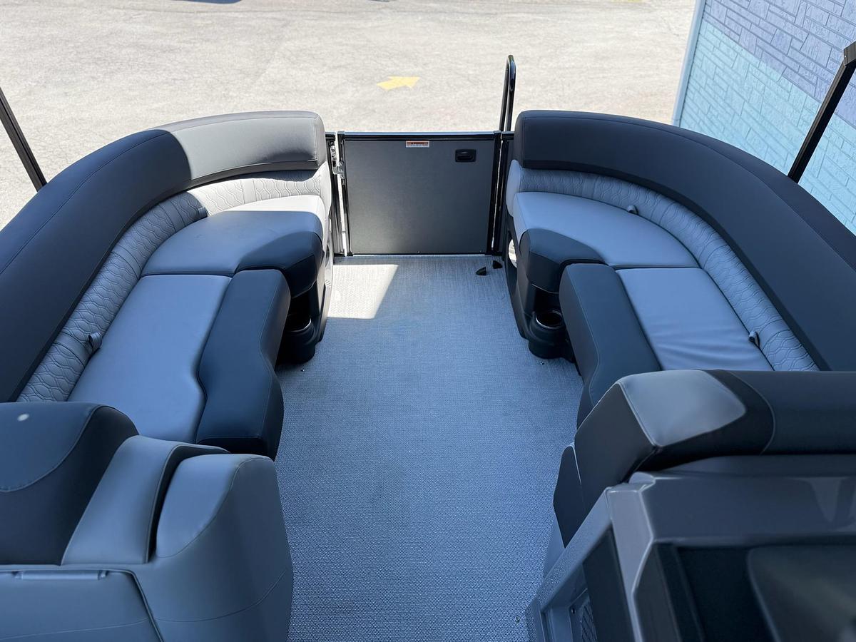 2026 AVALON 2585 CATALINA QUAD LOUNGER