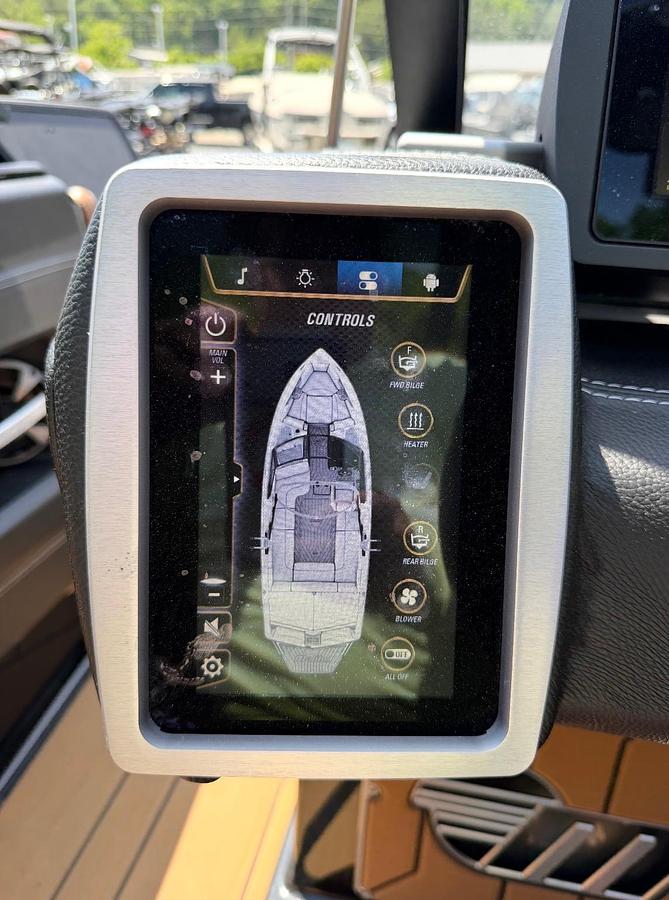 Used 2020 Malibu Wakesetter 23LSV