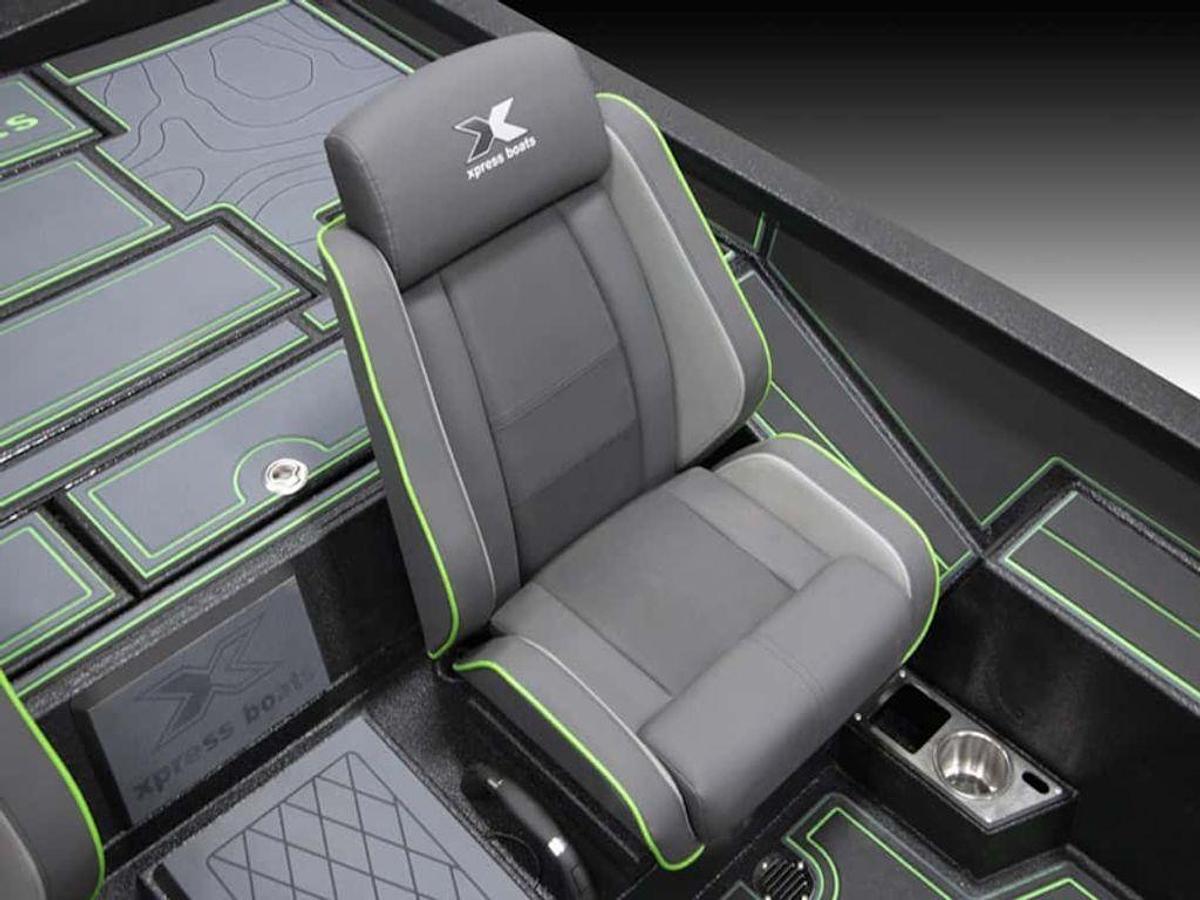 2025 Xpress Boats X19 Pro Base