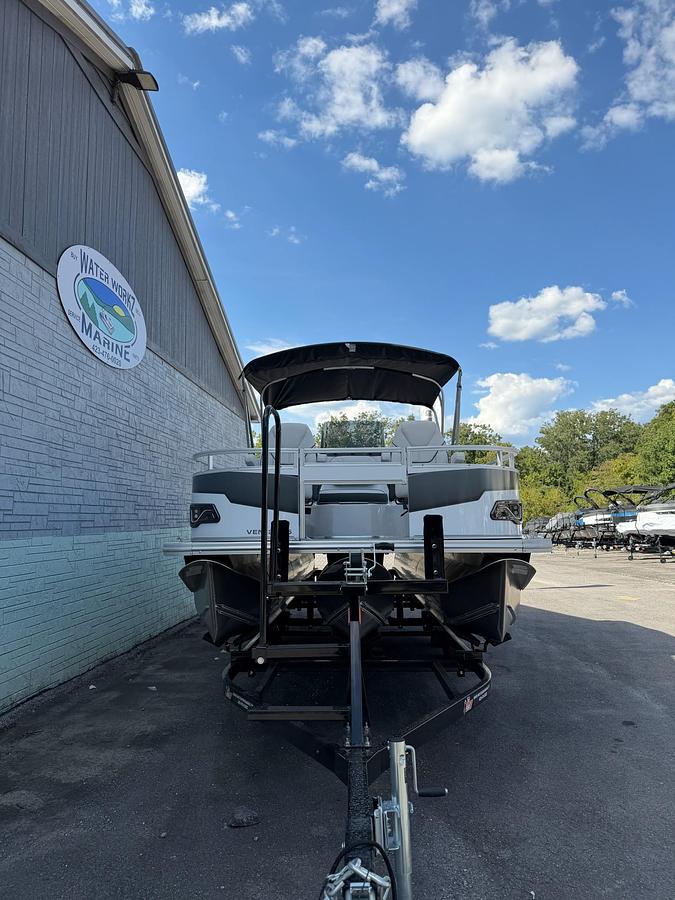 2027 AVALON 2385 VENTURE 85 CENTER FISH