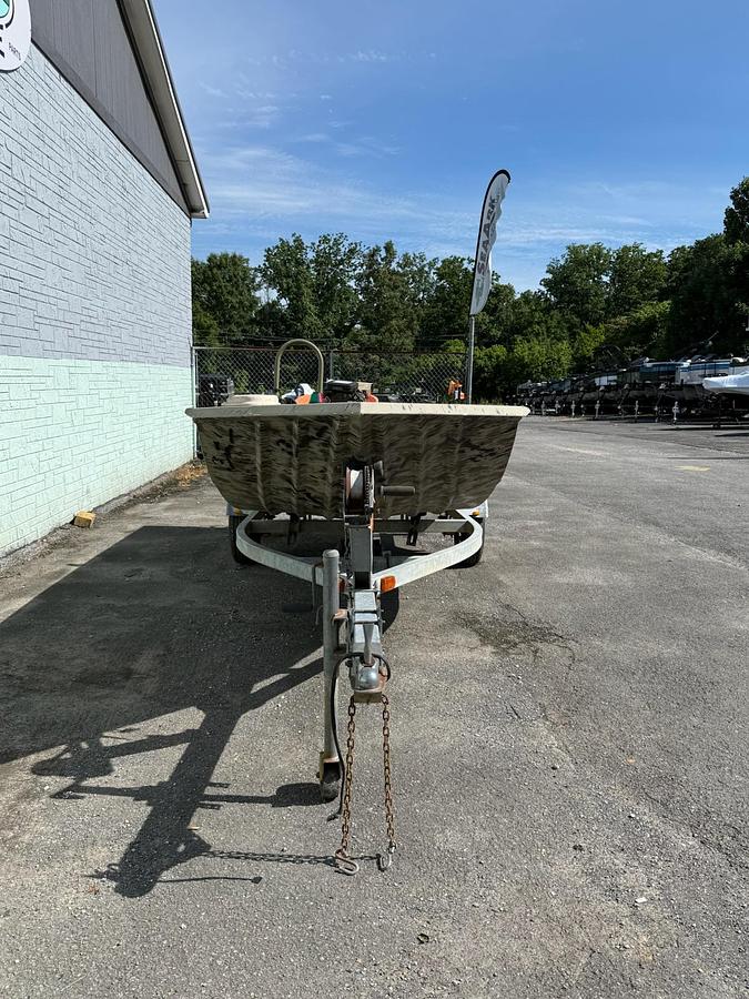 Used 2002 Xpress 1650PF