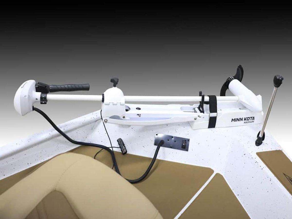 2025 Xpress Boats XP20CC Base