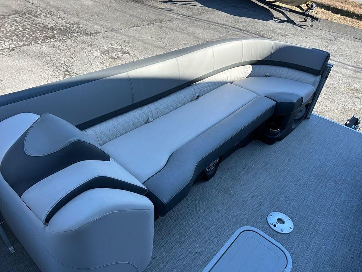 2025 Avalon 2585 Catalina Fun Ship Cruise