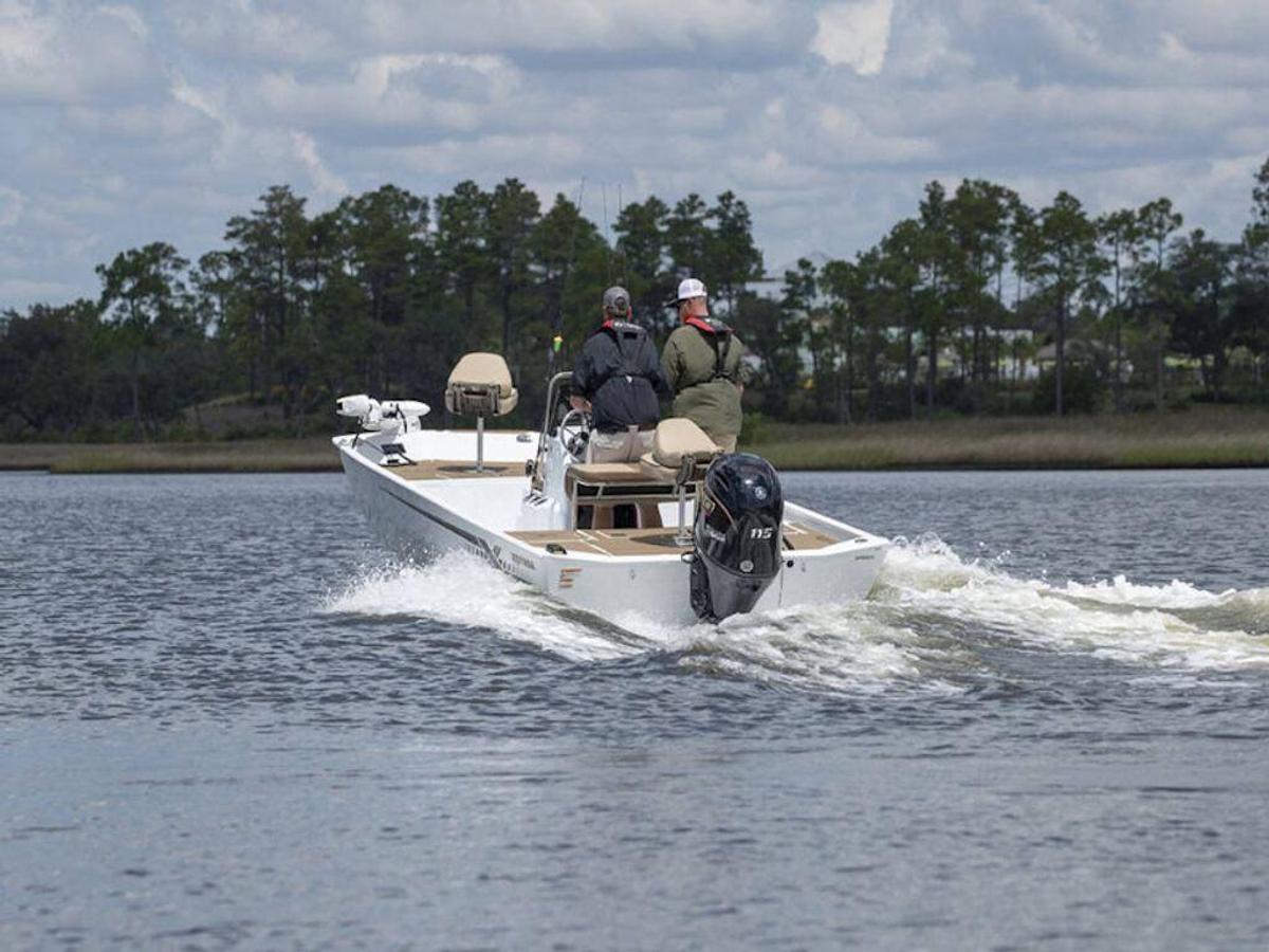 2025 Xpress Boats XP20CC Base