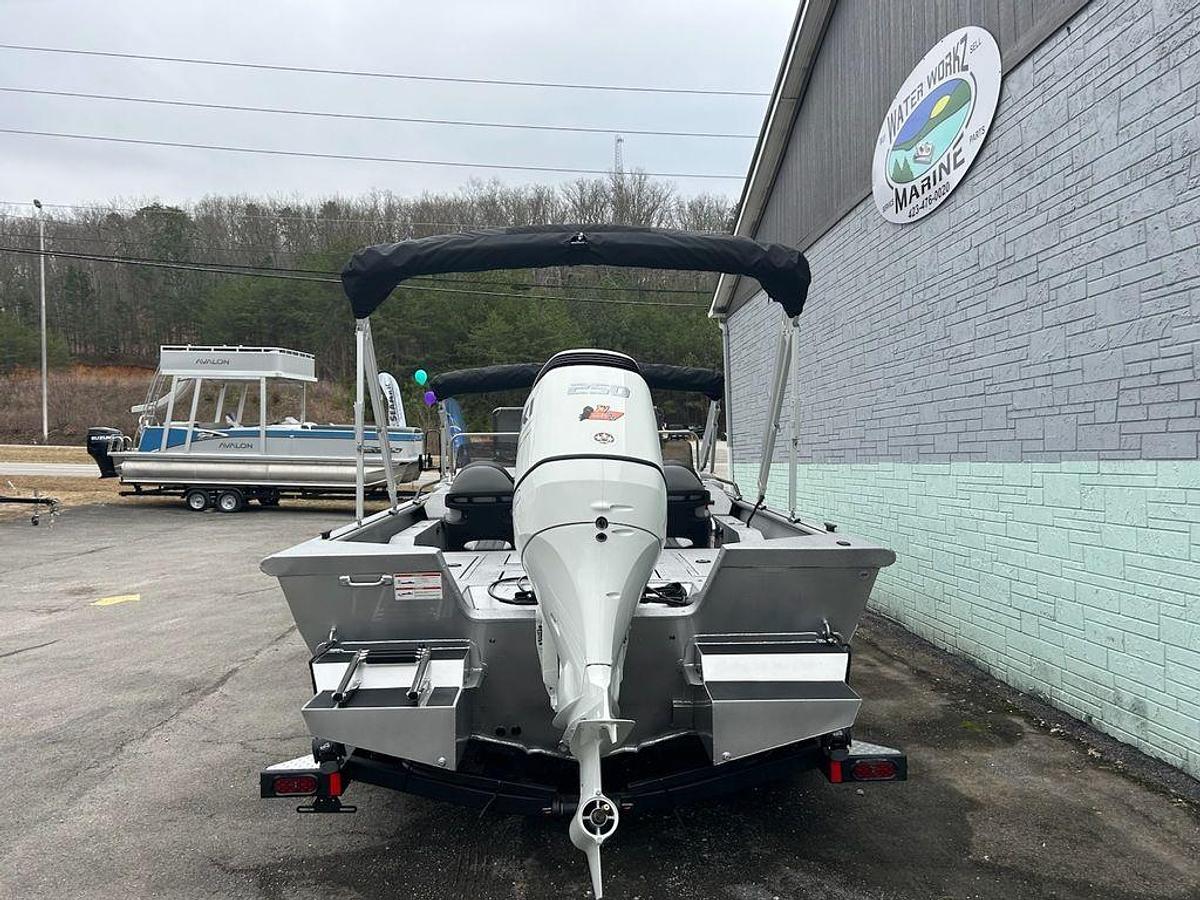 2025 SeaArk Big Easy