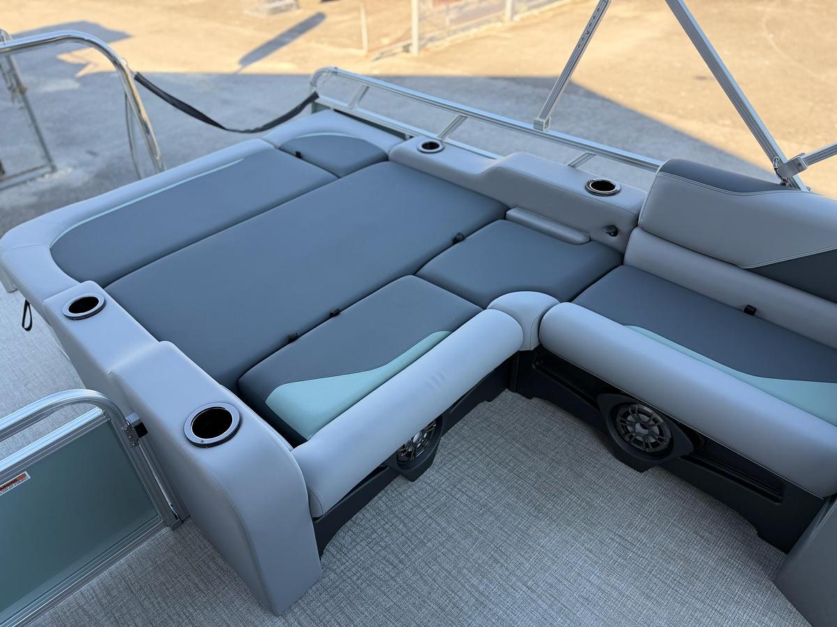 2027 AVALON 2385 VENTURE VRB