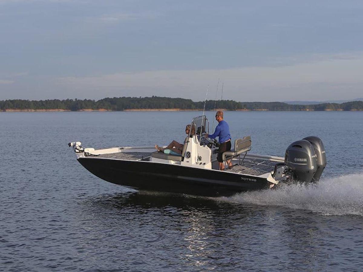 2025 Xpress Boats X23B LOUNGE DUAL Base