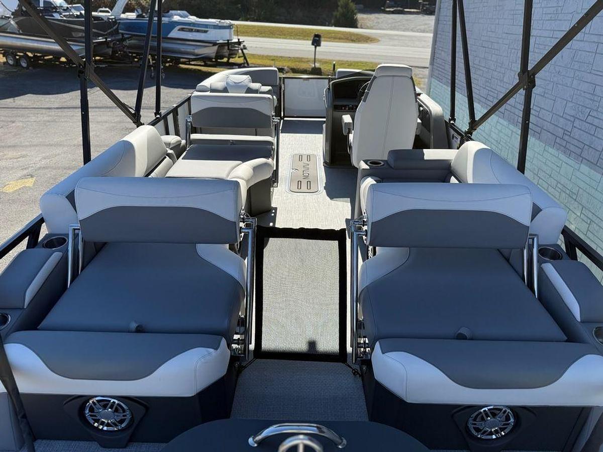 2026 Avalon 2385 LSZ QLS