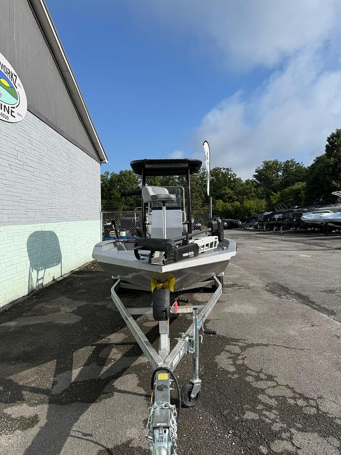 Used 2025 Xpress H210B