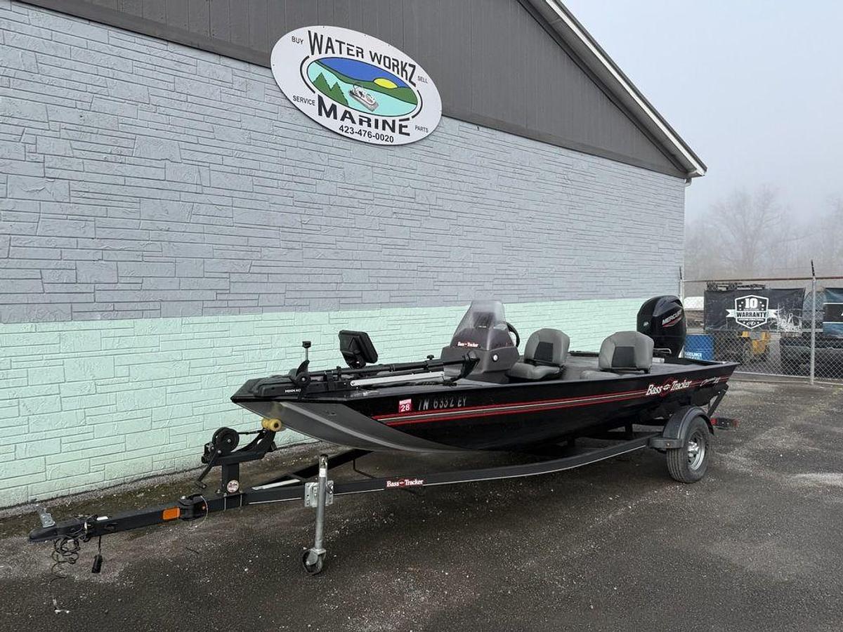 Used 2022 Bass Tracker Classic XL