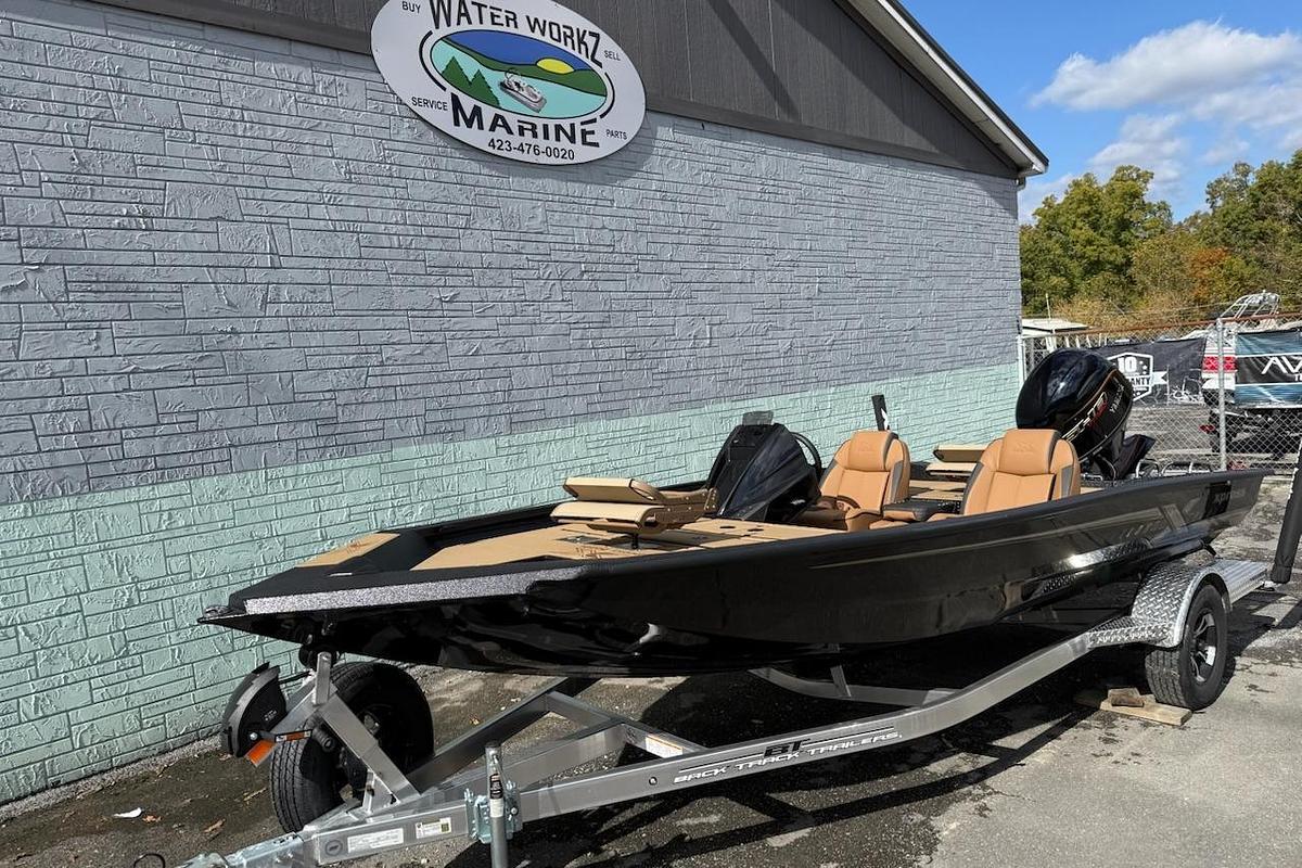 2026 Xpress H18C Crappie