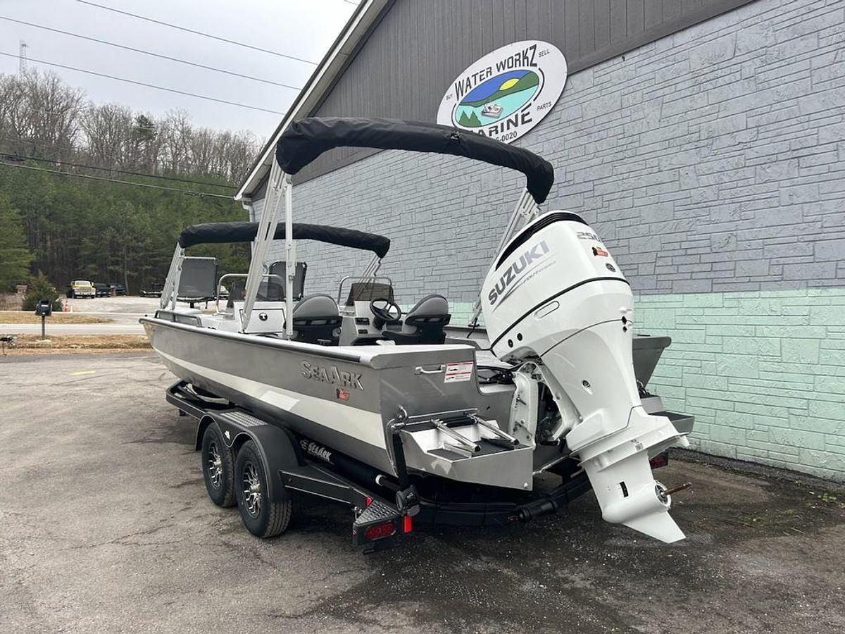 2025 SeaArk Big Easy