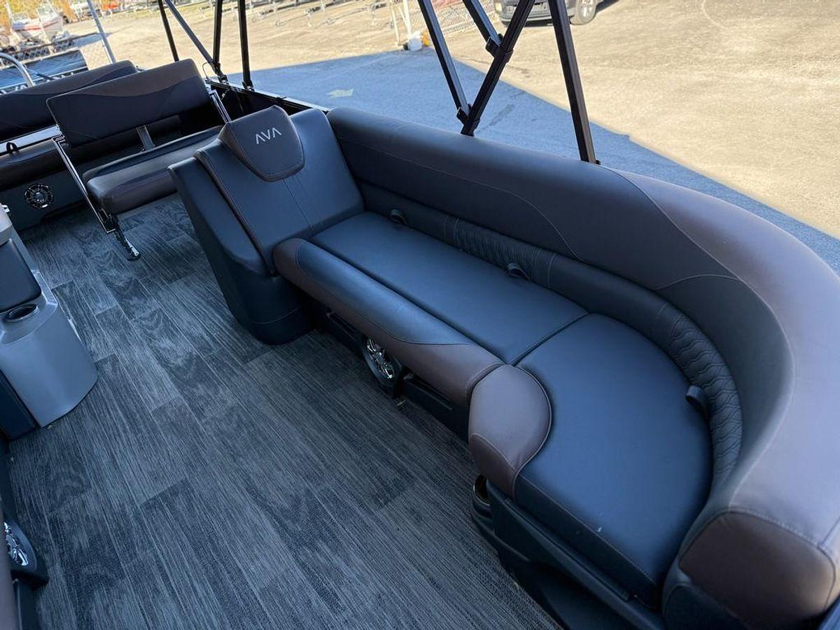 2026 Avalon 2585 LSZ Entertainer