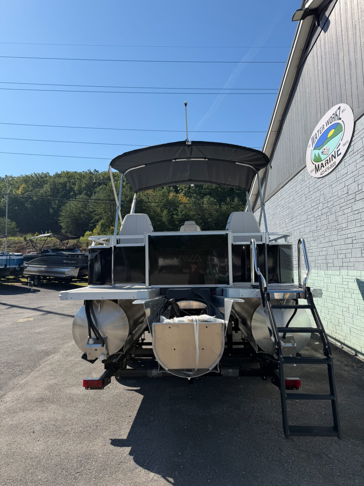 2027 AVALON 2385 VENTURE 85 CENTER FISH