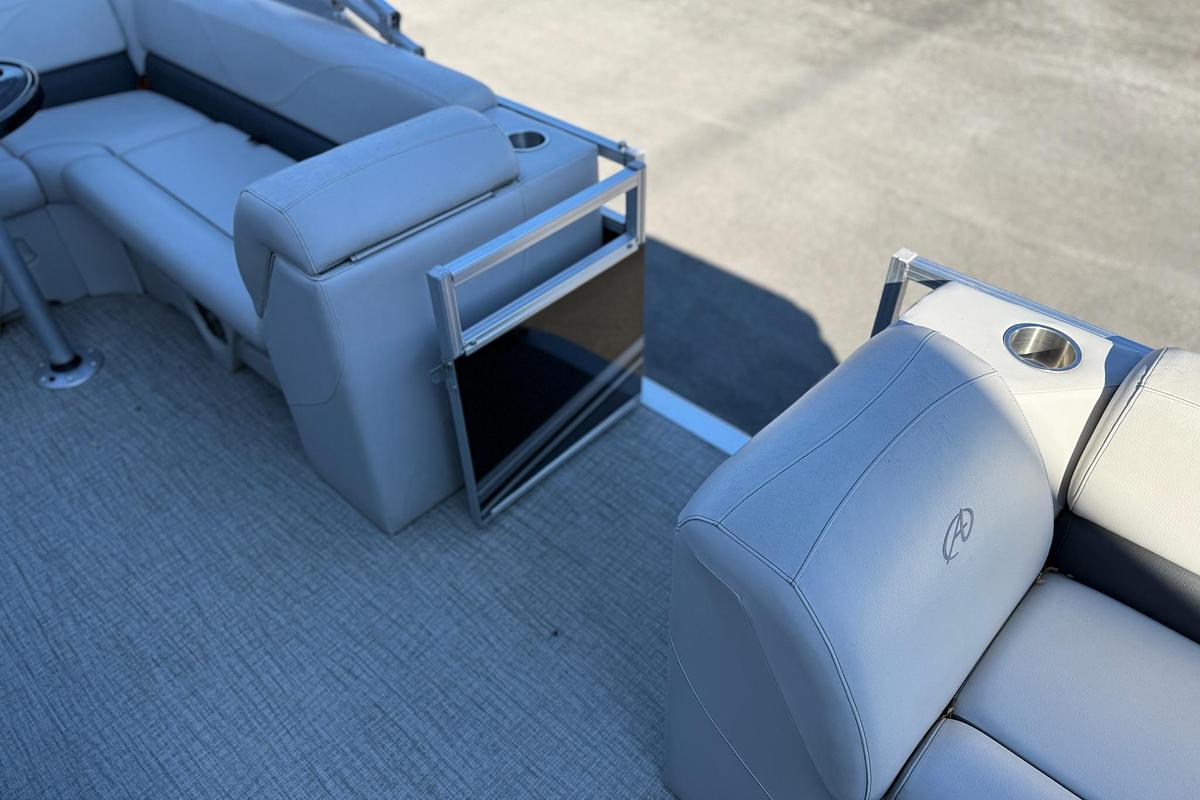 Used 2021 Avalon VTX Cruise - 18'