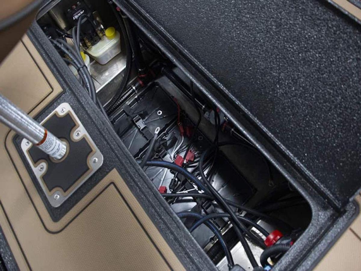 2025 Xpress Boats X21 Pro Base