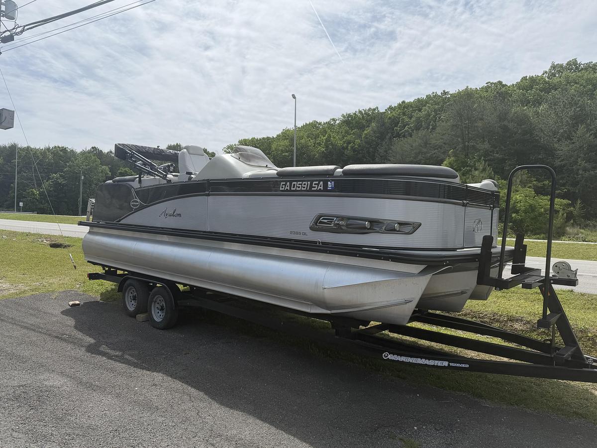 Used 2020 Avalon 2385 Catalina Quad Lounger