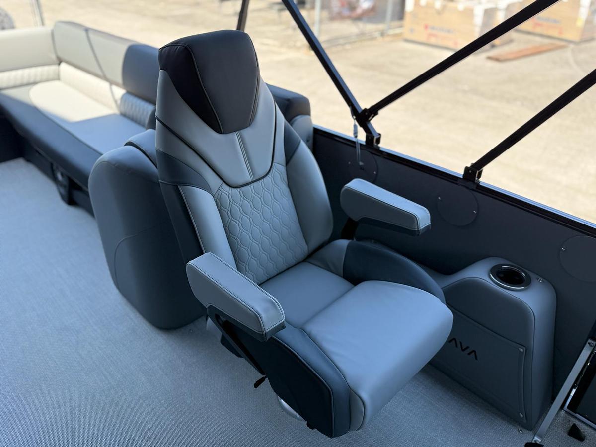 2026 AVALON 2585 CATALINA QUAD LOUNGER