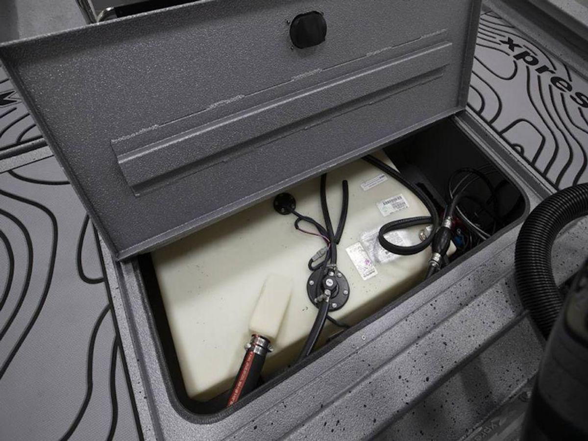 2025 Xpress Boats H22B Base