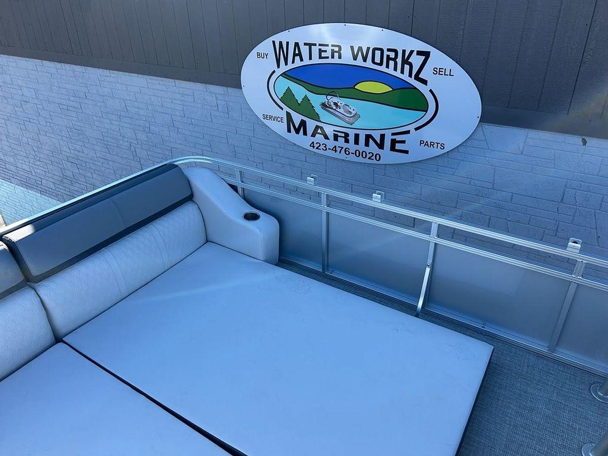 2025 Avalon 2585 Catalina Fun Ship Cruise