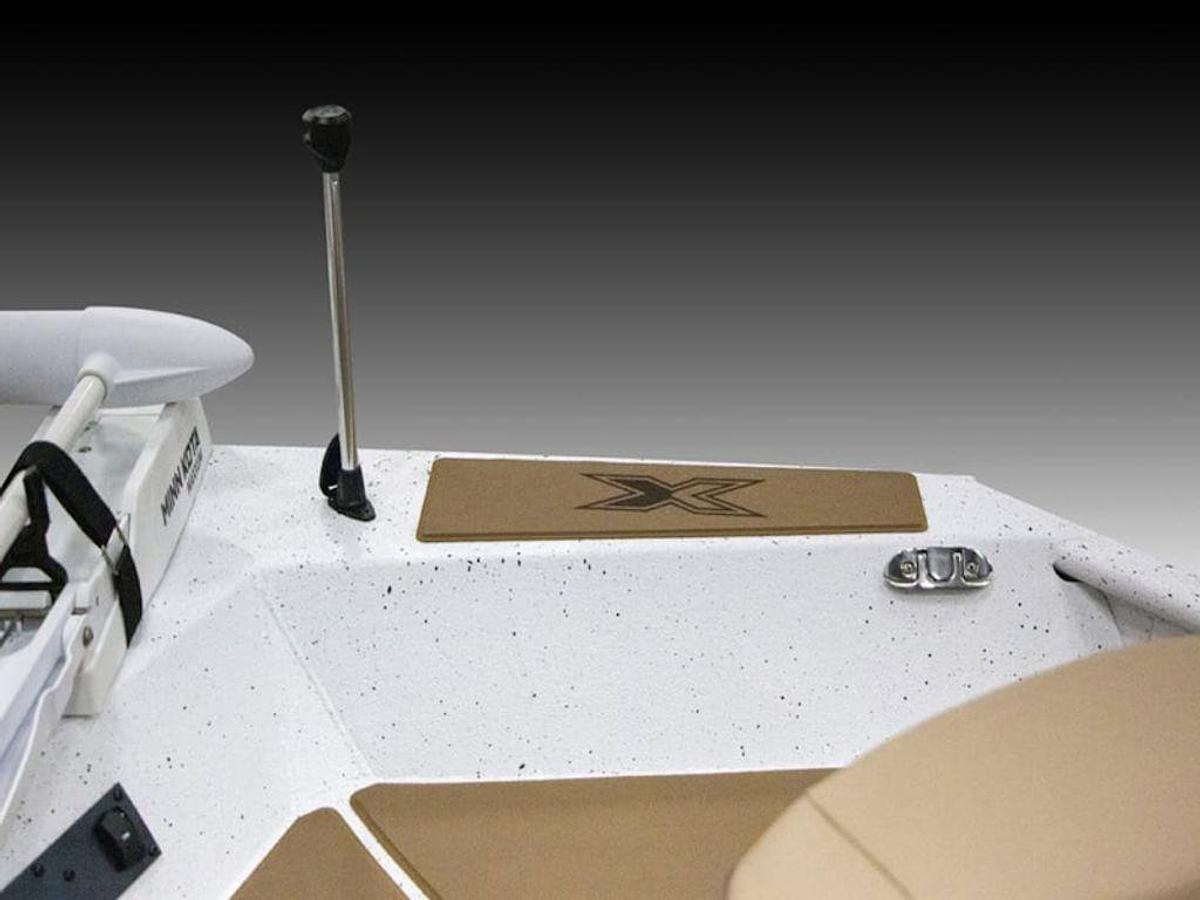 2025 Xpress Boats XP20CC Base