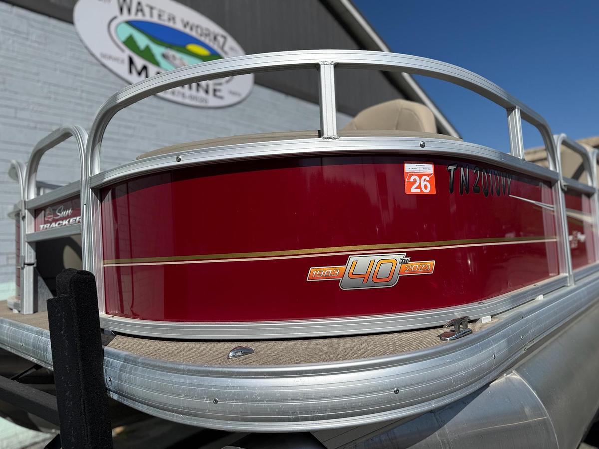 Used 2023 SunTracker Bass Buggy 18DLX