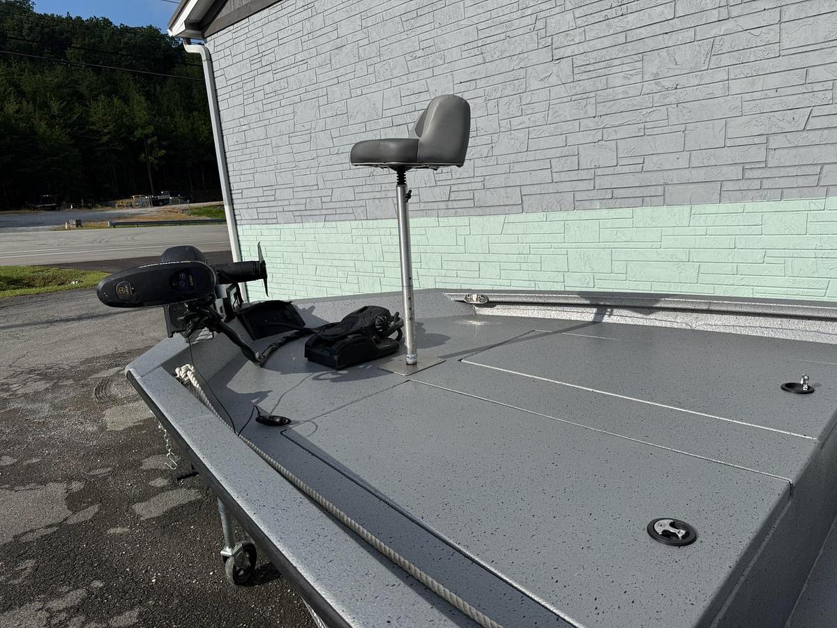 Used 2025 Xpress H210B