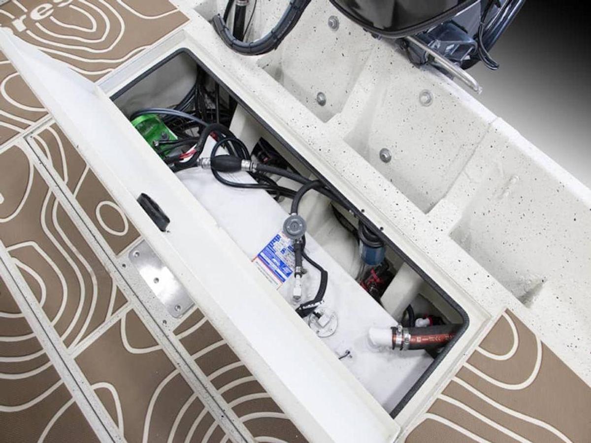 2025 Xpress Boats SW20B Base