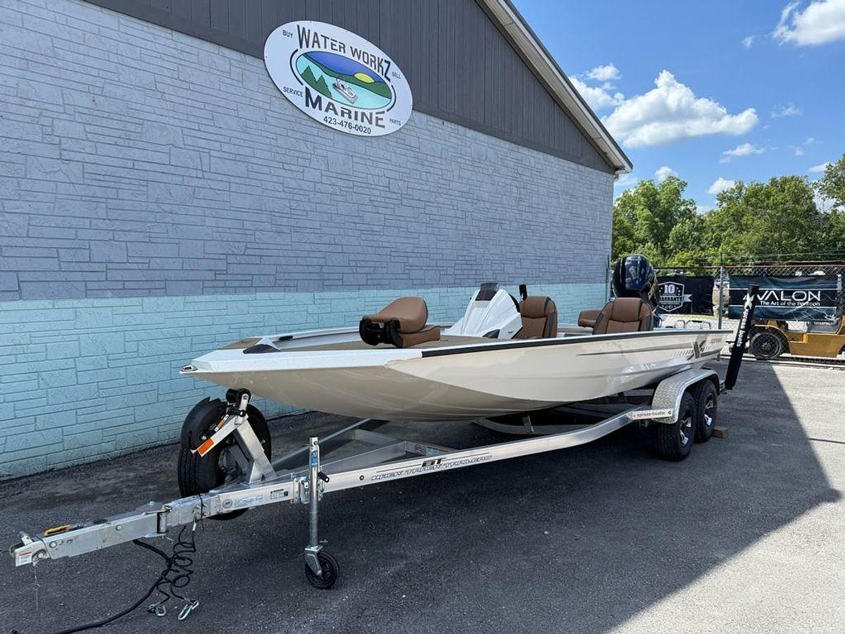 2026 Xpress H20 Bass